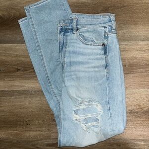 American Eagle Mom Straight Jean